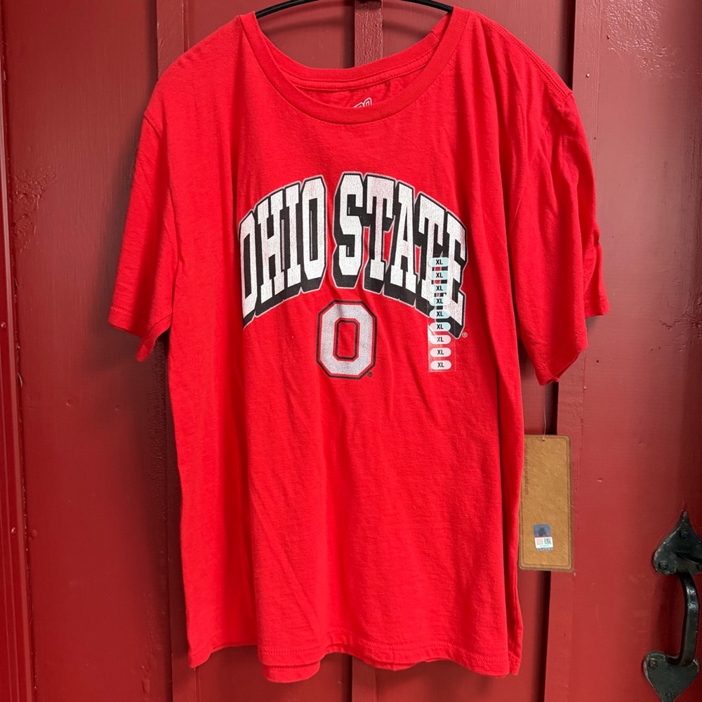 Ohio State Retro Brand Tee! Brand NEW! Go Bucks! ✌️